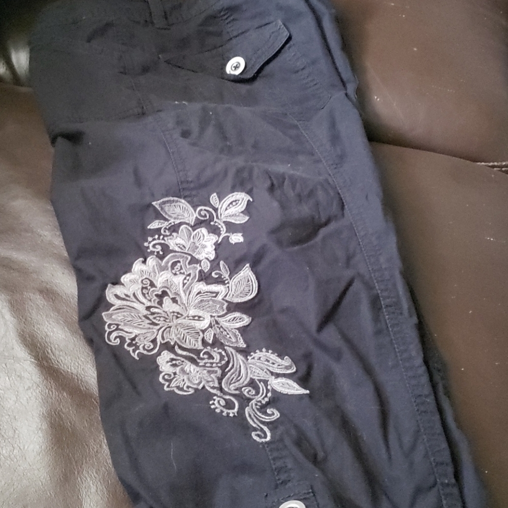 Cargo style capris